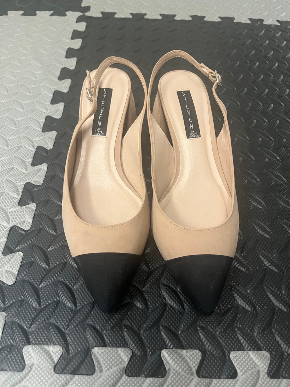 Steven by Steve Madden Beige and Black Two-Tone Slingback Pumps